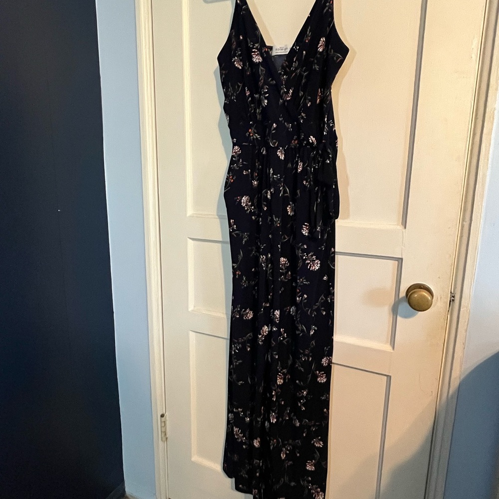 Kaileigh Floral Navy Jumpsuit - Rochelle Sleeveless Jumpsuit